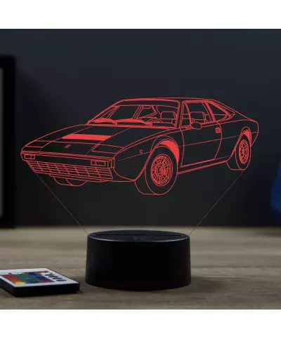 Lampe illusion 3D en verre acrylique gravée au laser représentant une voiture Ferrari Dino GT4.