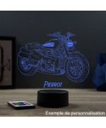 Lampe illusion 3D en verre acrylique gravée au laser représentant une moto Harley-Davidson Sportster S1250.