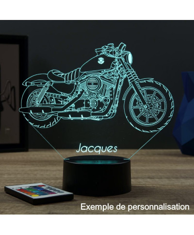 Lampe illusion 3D en verre acrylique gravée au laser représentant une moto Harley-Davidson Sportster 883 Iron.