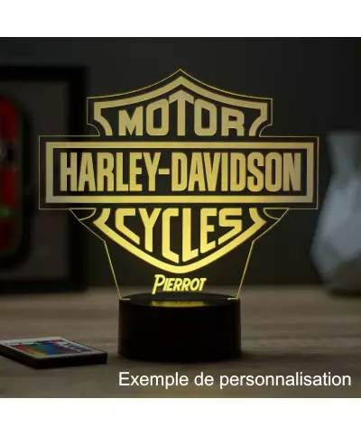 Lampe illusion 3D en verre acrylique gravée au laser représentant  l'emblème Harley-Davidson .