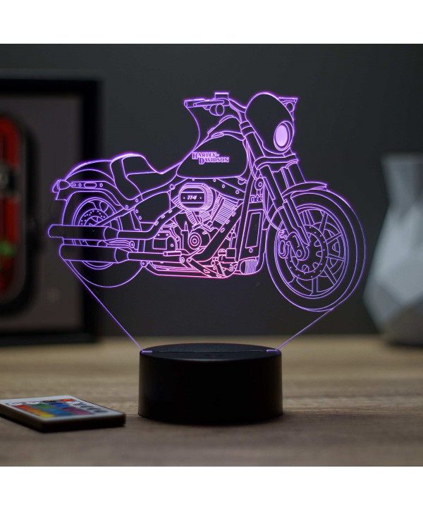 Lampe illusion 3D en verre acrylique gravée au laser représentant une moto Harley-Davidson Fat Bob.