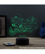 Lampe illusion 3D en verre acrylique gravée au laser représentant une moto Honda Goldwing 1800.