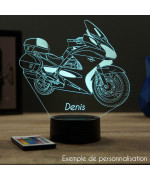 Lampe illusion 3D en verre acrylique gravée au laser représentant une moto Honda Pan European.
