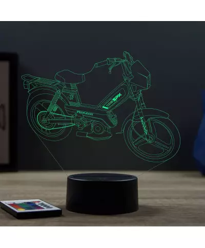 Lampe illusion 3D en verre acrylique gravée au laser représentant une mobylette Peugeot 103 SPX.