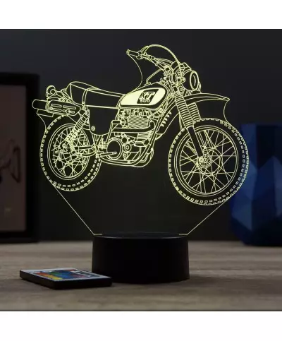 Lampe illusion 3D en verre acrylique gravée au laser représentant une moto Yamaha XT500.