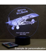 Lampe illusion 3D en verre acrylique gravée au laser représentant un avion Spirit of St Louis.