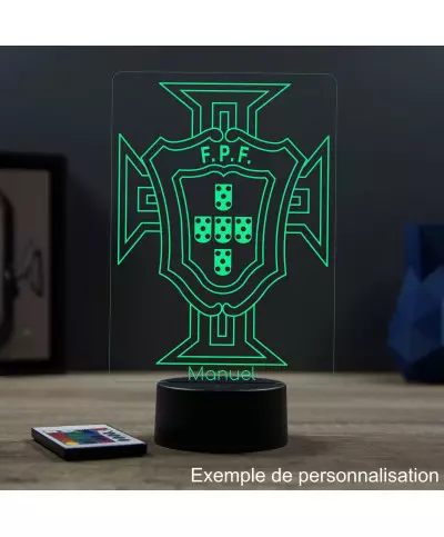 Lampe illusion 3D en verre acrylique gravée au laser représentant l'équipe du Portugal.