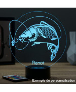Lampe illusion 3D en verre acrylique gravée au laser représentant une carpe.