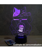 Lampe illusion 3D en verre acrylique gravée au laser représentant un Chat Maneki-Neko.