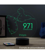 Lampe illusion 3D en verre acrylique gravée au laser représentant une carte de la Guadeloupe.