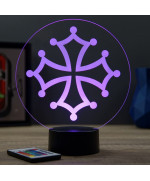 Lampe illusion 3D en verre acrylique gravée au laser représentant une croix occitane.