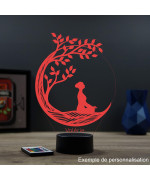Lampe illusion 3D en verre acrylique gravée au laser représentant une femme faisant du yoga.