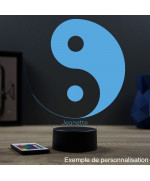 Lampe illusion 3D en verre acrylique gravée au laser représentant un Yin Yang.