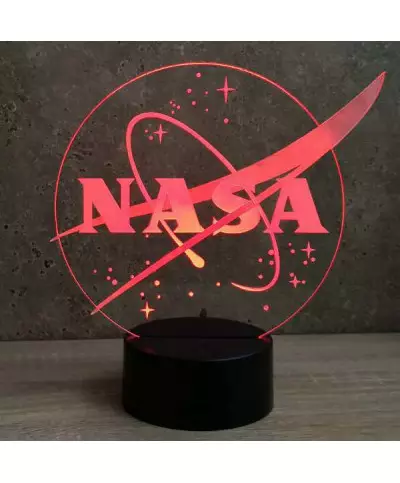 Lampe illusion 3D en verre acrylique gravée au laser représentant le logo de la Nasa.