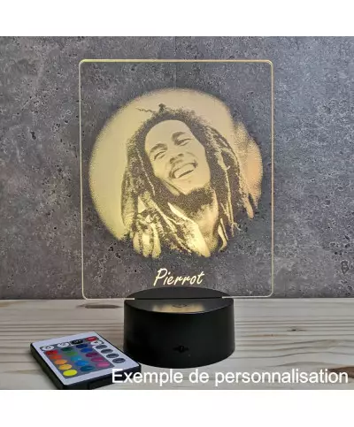 Lampe illusion 3D représentant un portrait de Bob Marley.