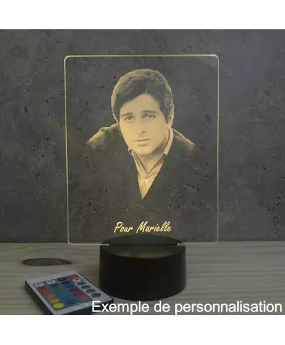 Lampe illusion 3D représentant un portrait de Richard Anthony.