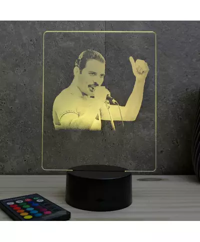 Lampe illusion 3D représentant un portrait de Freddie Mercury.