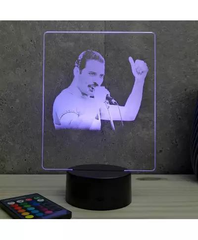 Lampe illusion 3D représentant un portrait de Freddie Mercury.