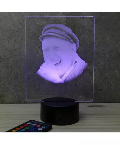 Lampe illusion 3D représentant un portrait de Bourvil.