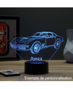 Lampe illusion 3D en verre acrylique gravée au laser représentant une voiture Chevrolet Corvette C3 1968.
