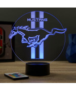Lampe illusion 3D en verre acrylique gravée au laser représentant une interprétation du logo Mustang.