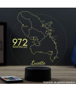 Lampe illusion 3D en verre acrylique gravée au laser représentant une carte de la Martinique.