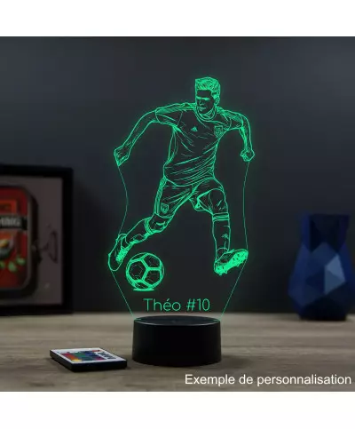 Lampe illusion 3D en verre acrylique gravée au laser représentant un footballeur.