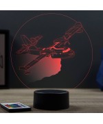 Lampe illusion 3D en verre acrylique gravée au laser représentant un avion Canadair CL-415.