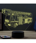 Lampe illusion 3D en verre acrylique gravée au laser représentant un camion de pompier à grande échelle.