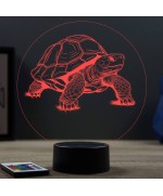 Lampe illusion 3D en verre acrylique gravée au laser représentant une tortue terrestre.