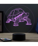 Lampe illusion 3D en verre acrylique gravée au laser représentant une tortue terrestre.