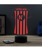 Lampe illusion 3D en verre acrylique gravée au laser représentant un maillot de foot personnalisé.