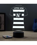 Lampe illusion 3D en verre acrylique gravée au laser représentant un maillot de rugby personnalisé.