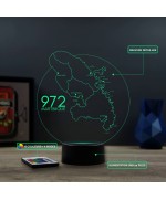 Lampe illusion 3D en verre acrylique gravée au laser représentant une carte de la Martinique.