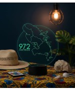 Lampe illusion 3D en verre acrylique gravée au laser représentant une carte de la Martinique.