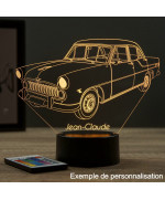 Lampe illusion 3D en verre acrylique gravée au laser représentant une voiture Simca Vedette Régence 1956.
