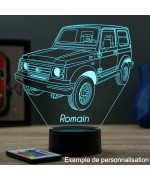 Lampe illusion 3D en verre acrylique gravée au laser représentant une voiture Suzuki Samouraï.