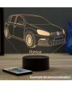 Lampe illusion 3D en verre acrylique gravée au laser représentant une voiture VW Golf 6 R.